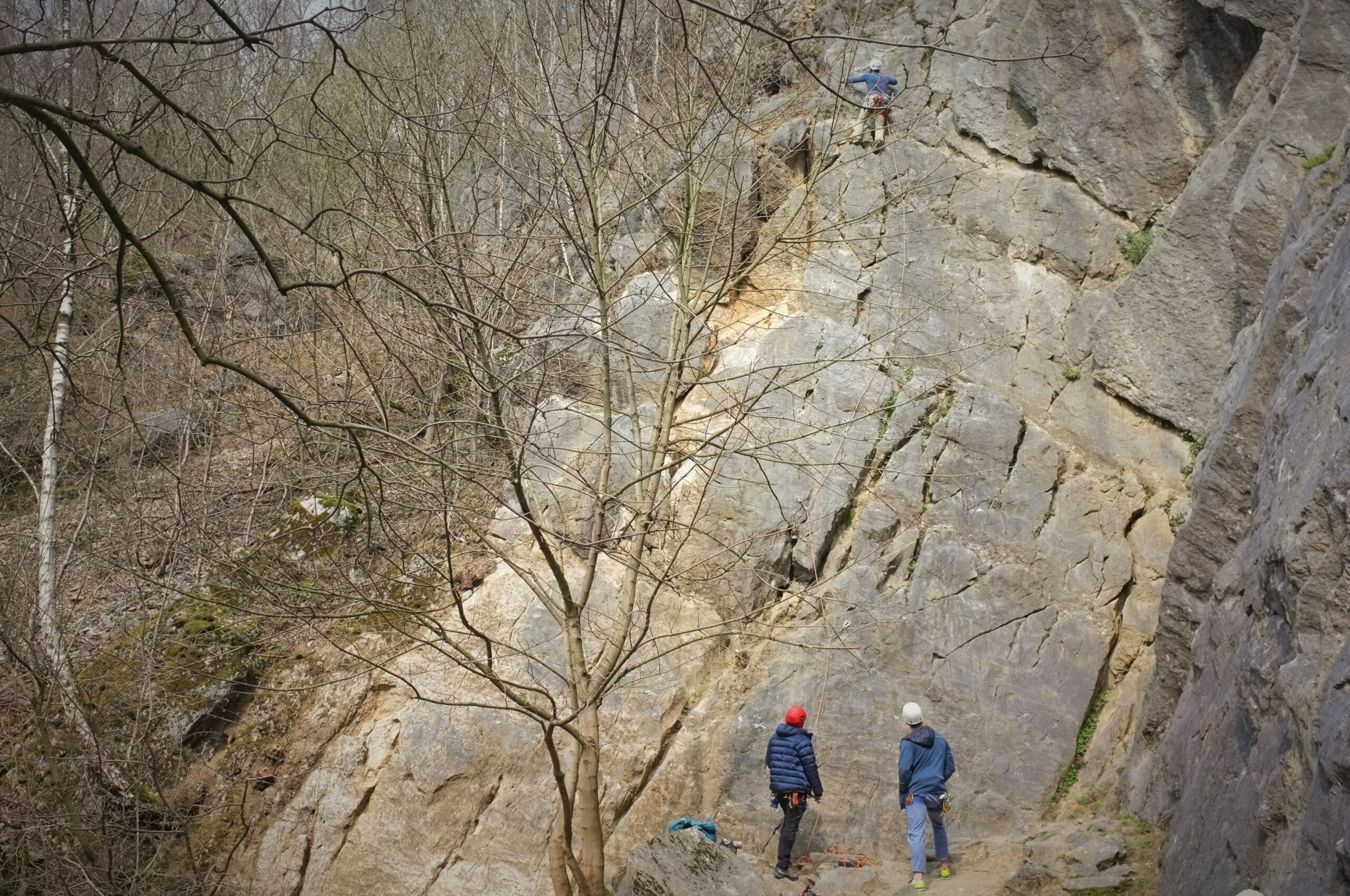 Klettern am Fels draussen NRW